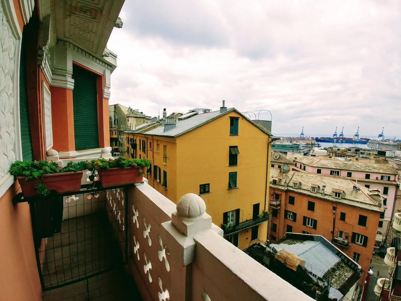 Hotel Vittoria Генуя Экстерьер фото