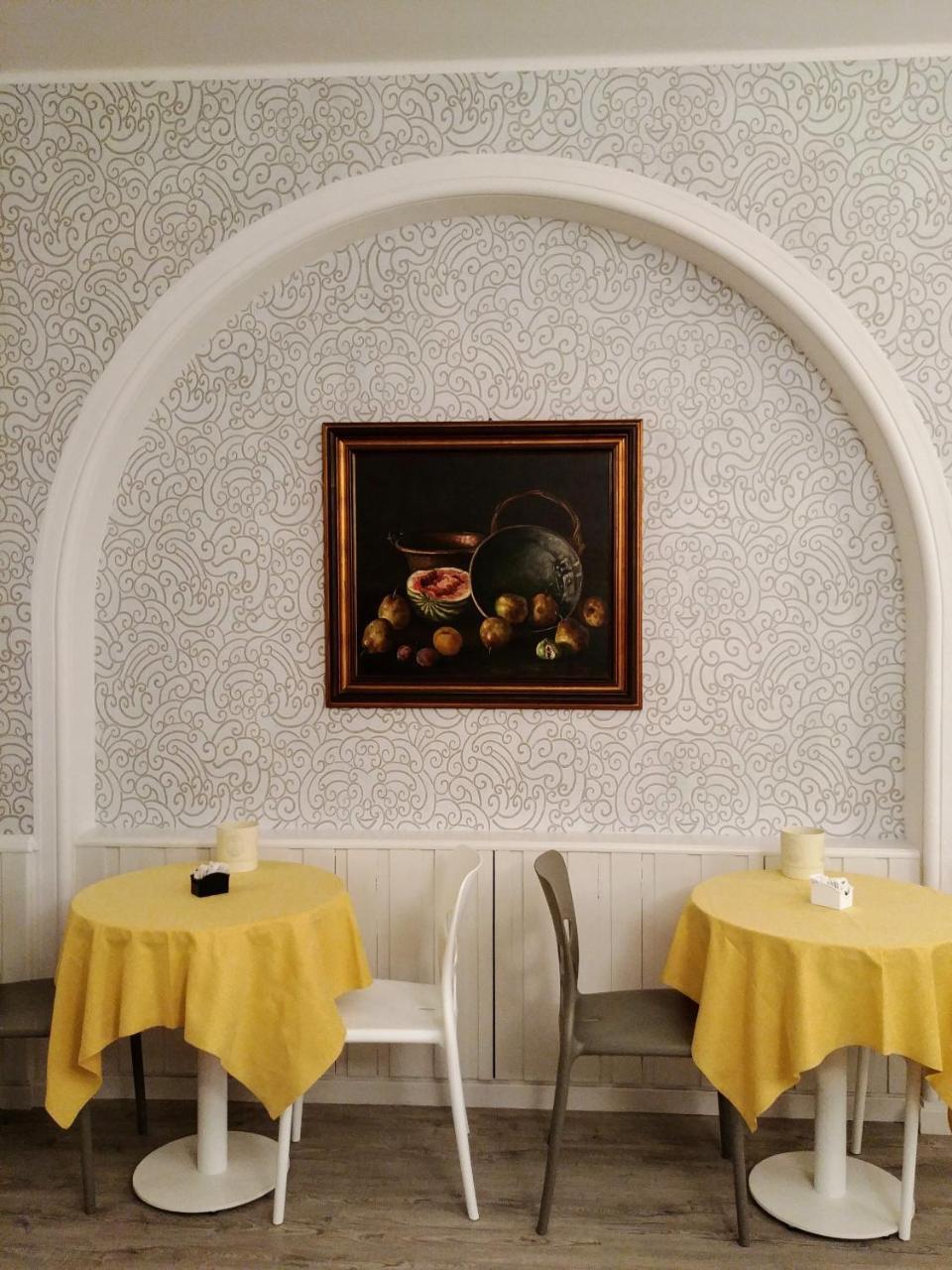 Hotel Vittoria Генуя Экстерьер фото